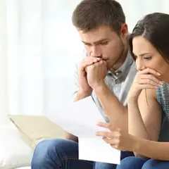 Pożyczki dla zadłużonych – jak uniknąć pułapek i znaleźć pomoc