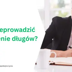 Zmartwiona kobieta przy biurku. Tekst: "Jak przeprowadzić umorzenie długów?". Finte oferuje umorzenie długu chwilówki.