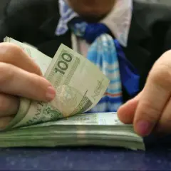 Jak sprawdzić BIK przez telefon i uniknąć nieprzyjemnych niespodzianek