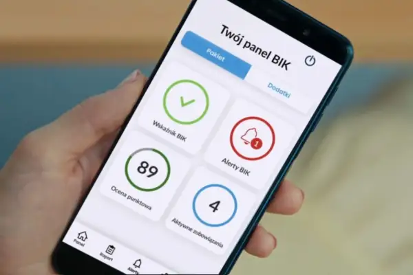 Aplikacja mobilna pokazuje, jak sprawdzić kogoś w BIK. Widoczny wskaźnik BIK, ocena punktowa 89, alerty i aktywne zobowiązania.